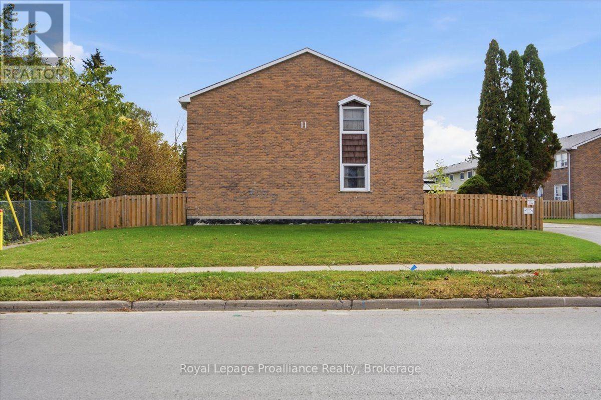 3 - 11 Tracey Park Drive, Belleville (Belleville Ward), Ontario  K8P 4R4 - Photo 35 - X13857198