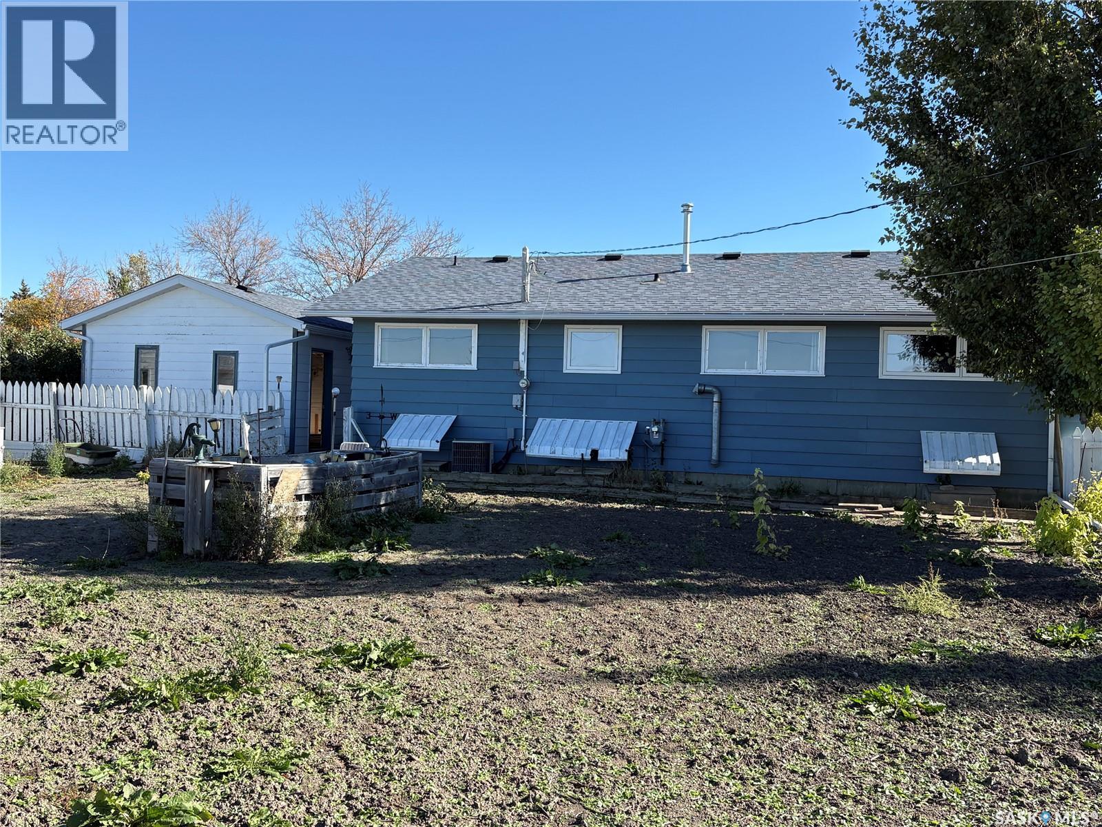 306 2nd Street W, Kyle, Saskatchewan  S0L 1T0 - Photo 27 - SK050233