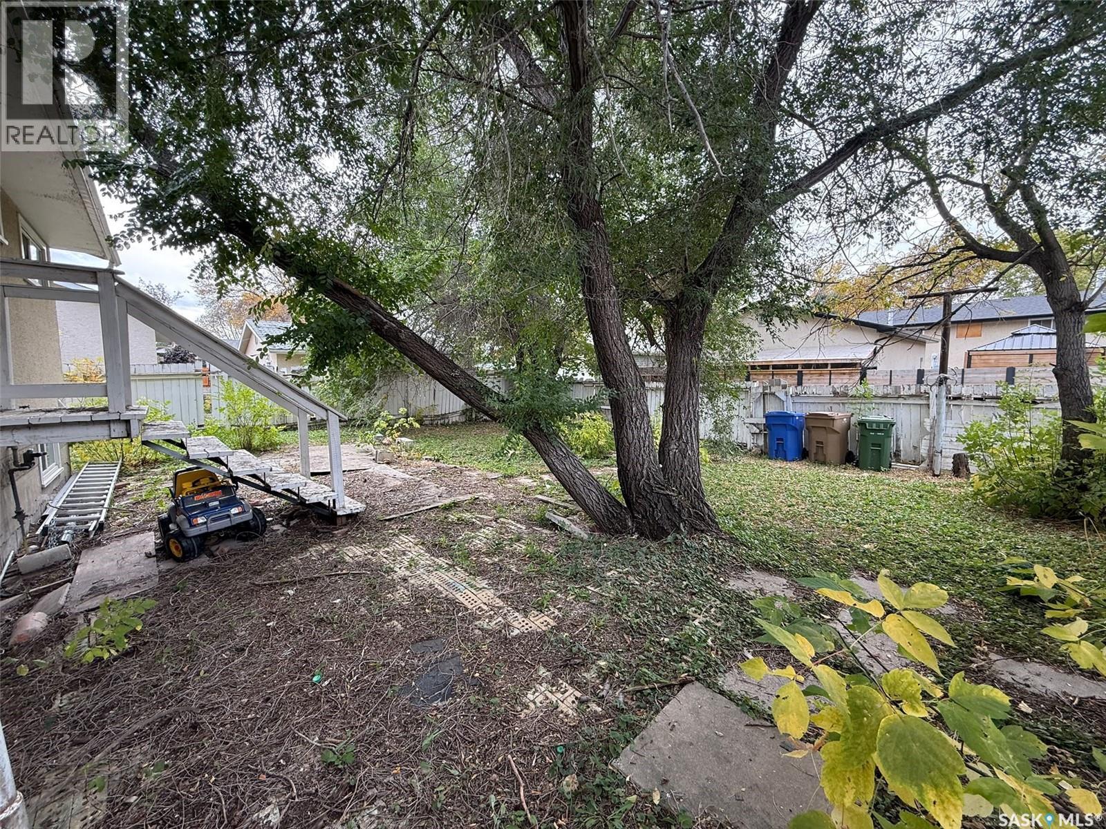 100 Marshall Crescent, Regina, Saskatchewan  S4R 4Y9 - Photo 2 - SK050210