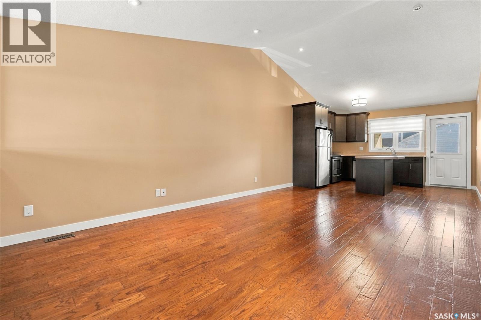 4207 Green Apple Drive E, Regina, Saskatchewan  S4V 1M6 - Photo 4 - SK050128