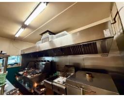 <div class="price">$175,000</div> 33065 1st Avenue, Mission<br><div style="margin-bottom:8px;"><small>RE/MAX City Realty</small></div>