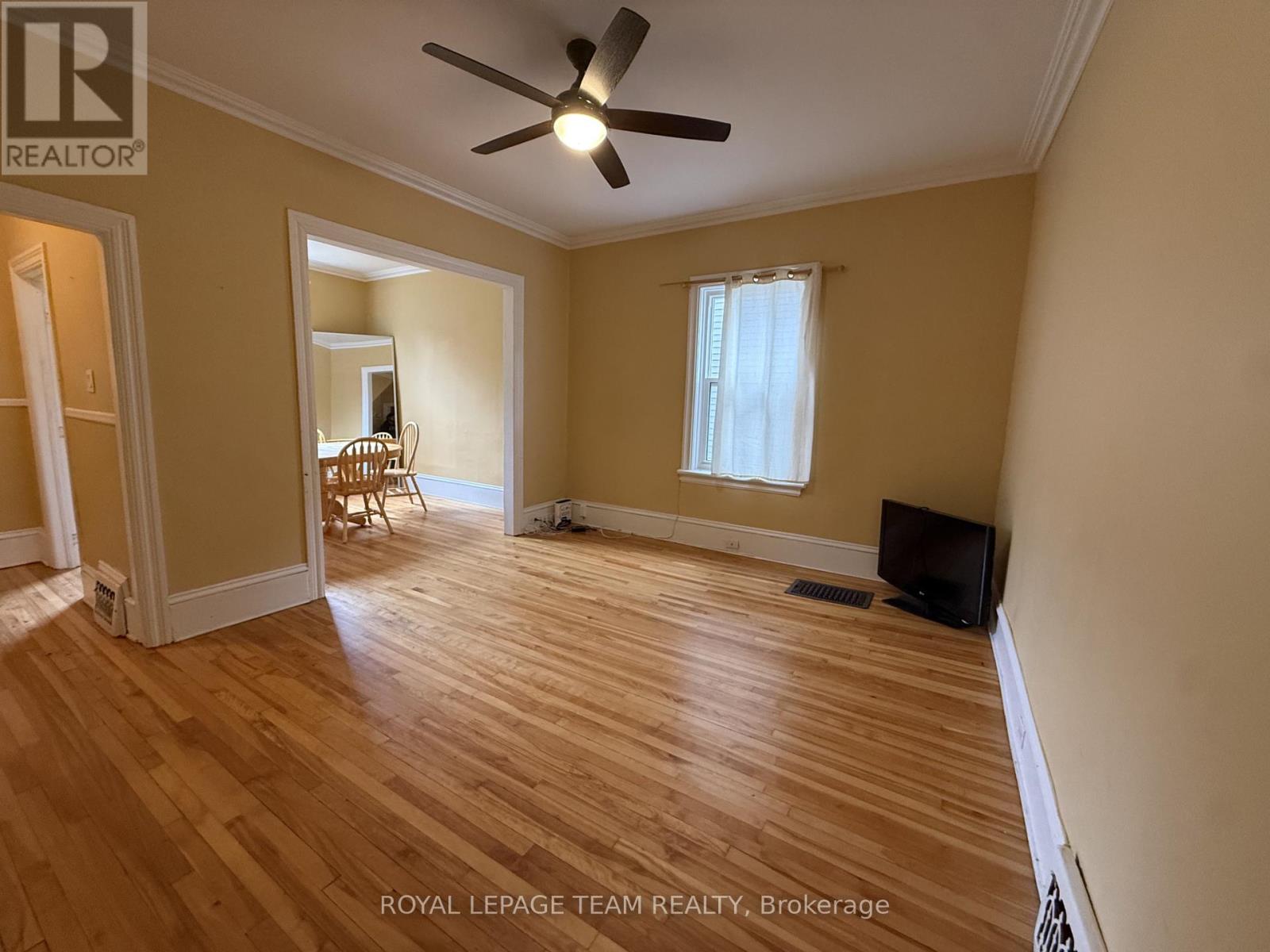 60 Herridge Street, Ottawa, Ontario K1S 0G9 - Photo 2 - X13857252
