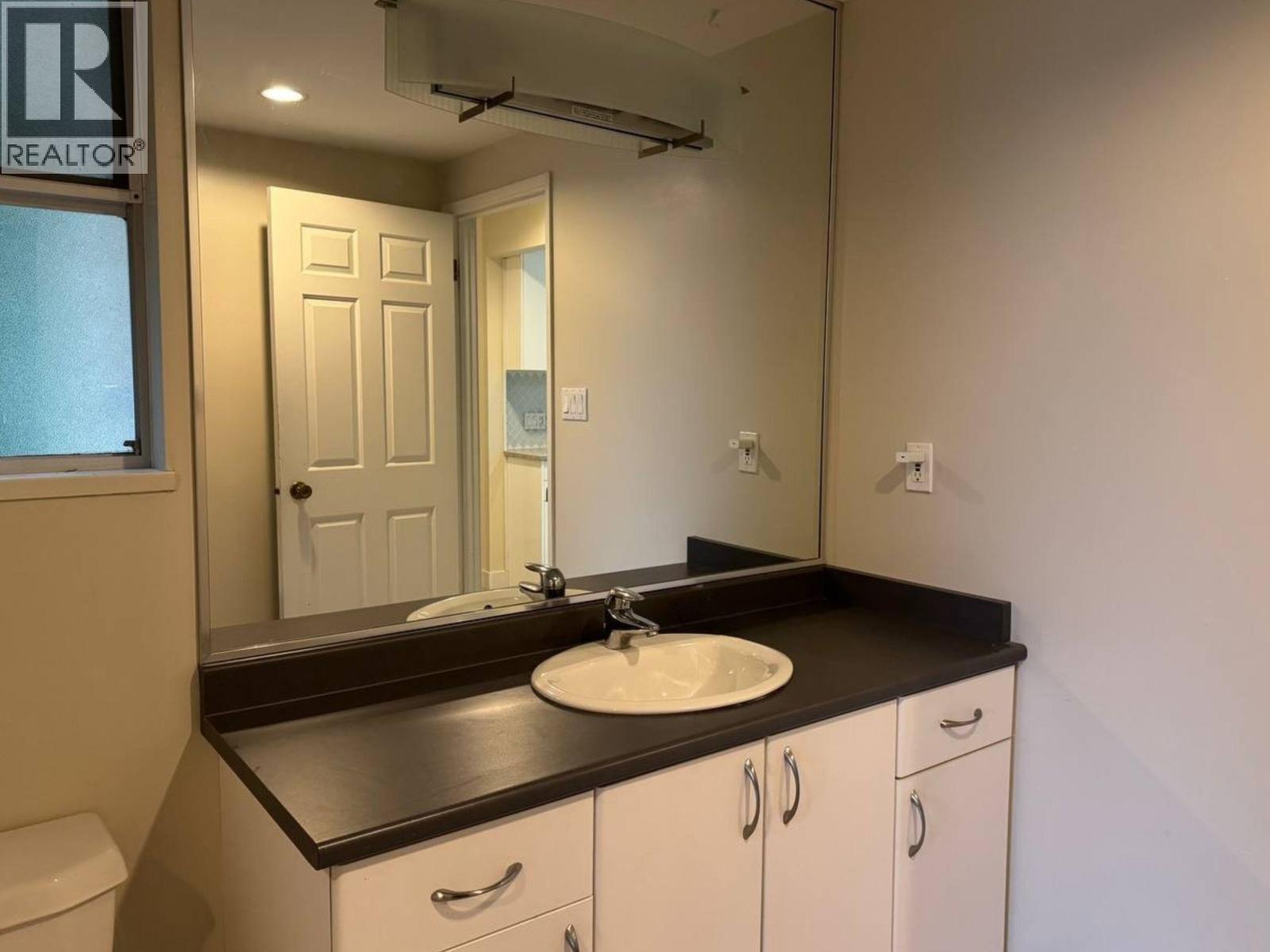 Lower Floor-1560 VINSON CREEK