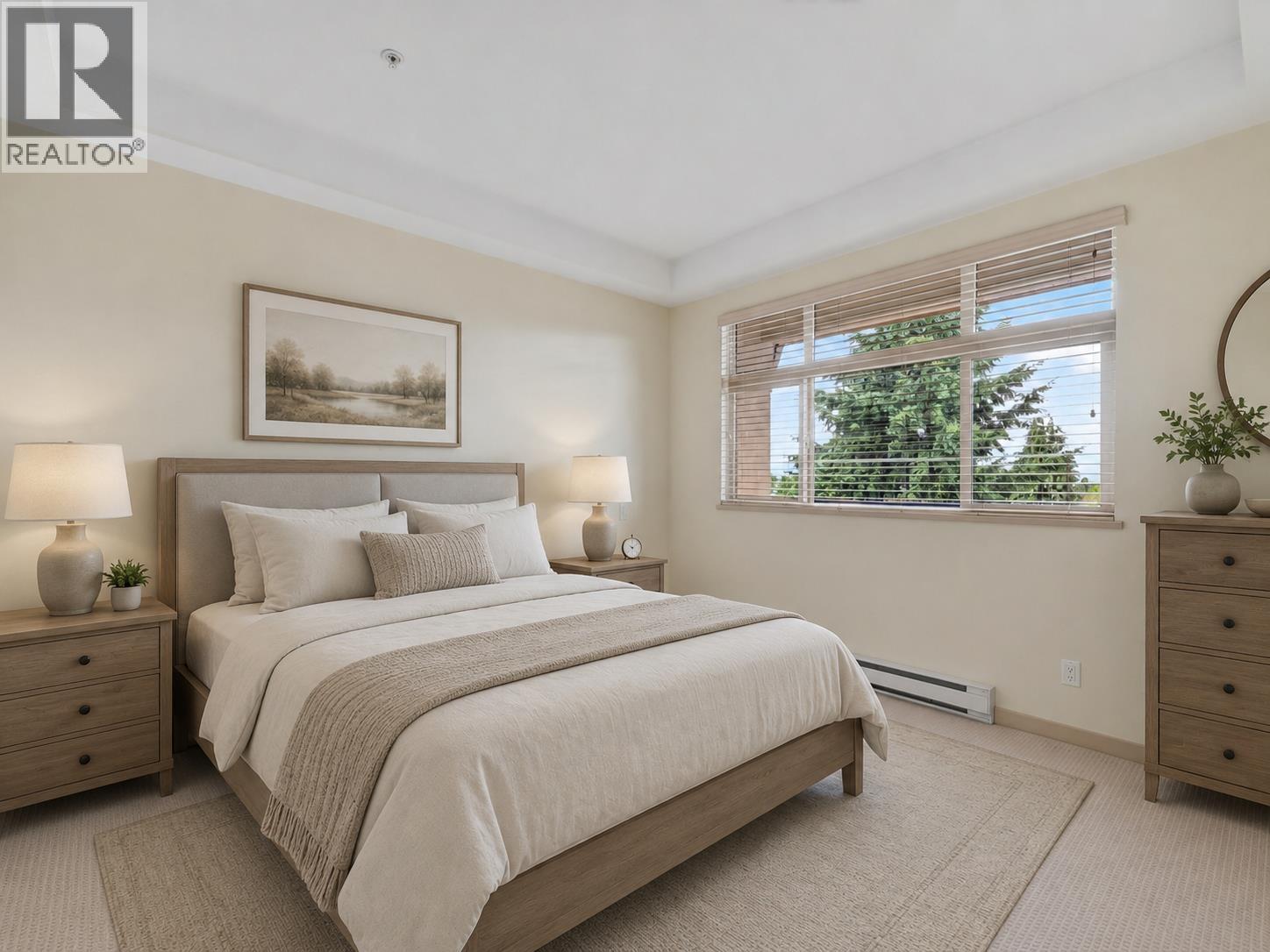 305 4365 HASTINGS STREET