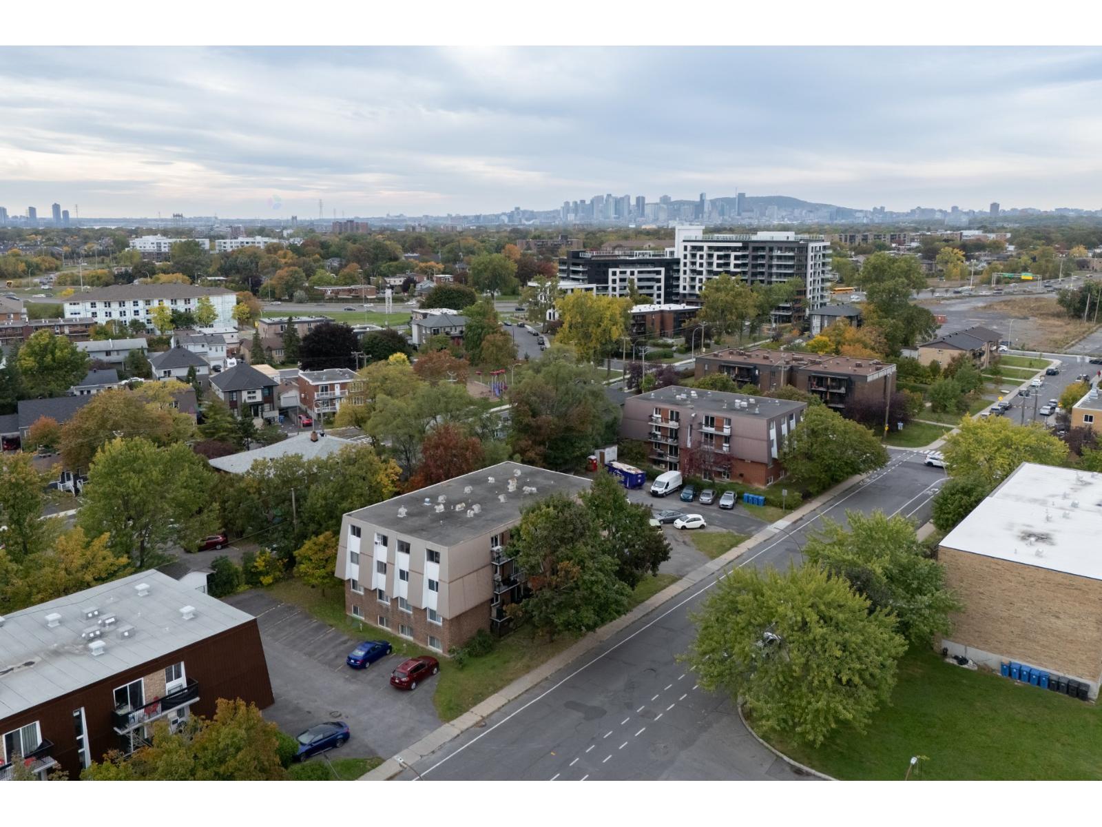 2214 Rue Séguin|#3 Longueuil (Le Vieux-Longueuil) Quebec Canada J4K5A8 2