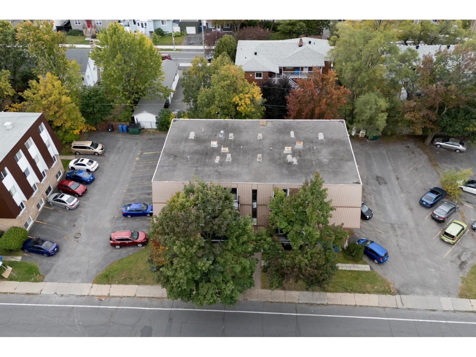 2214 Rue Séguin|#3 Longueuil (Le Vieux-Longueuil) Quebec Canada J4K5A8 3