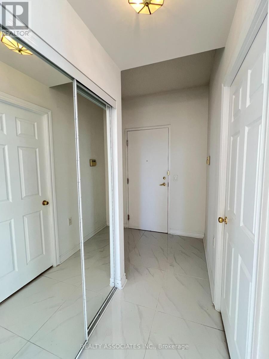 LPH17 - 2627 MCCOWAN ROAD