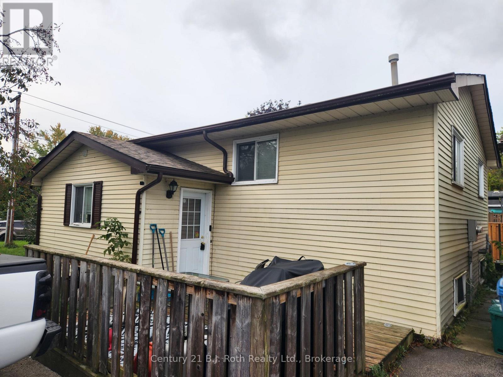Lower - 12 Shannon Street, Orillia, Ontario  L3V 6L7 - Photo 1 - S13857276