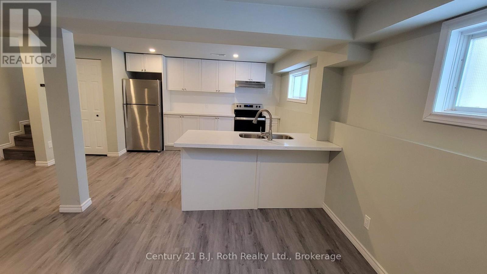 Lower - 12 Shannon Street, Orillia, Ontario  L3V 6L7 - Photo 5 - S13857276