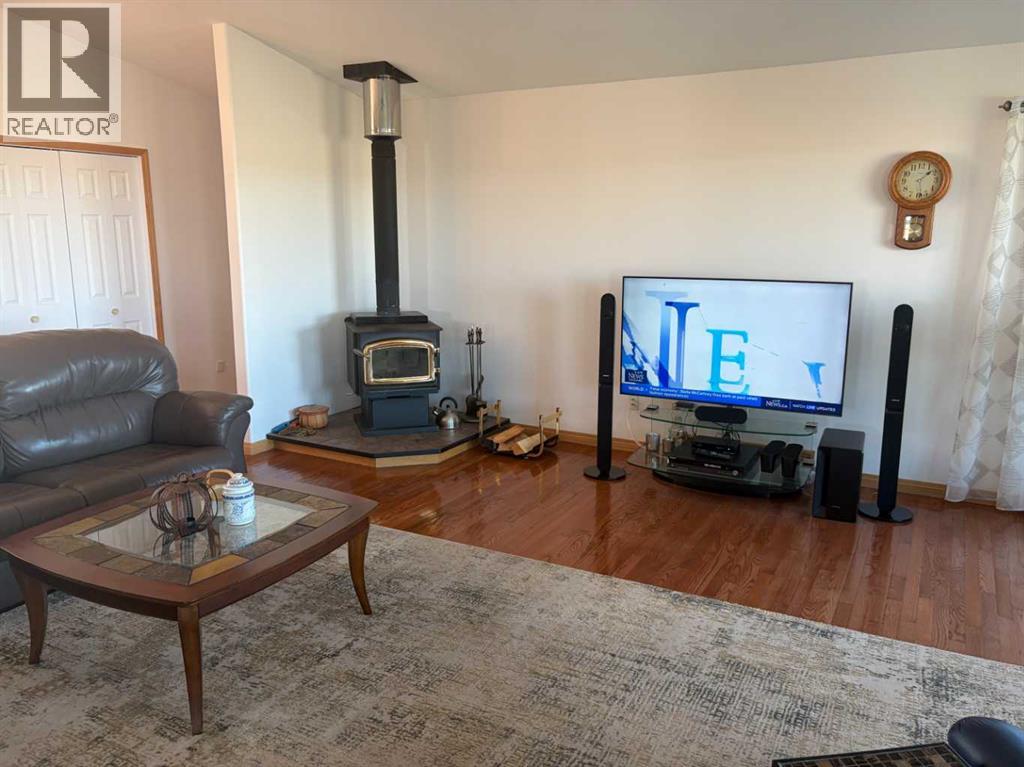 32048 TWP RD 812