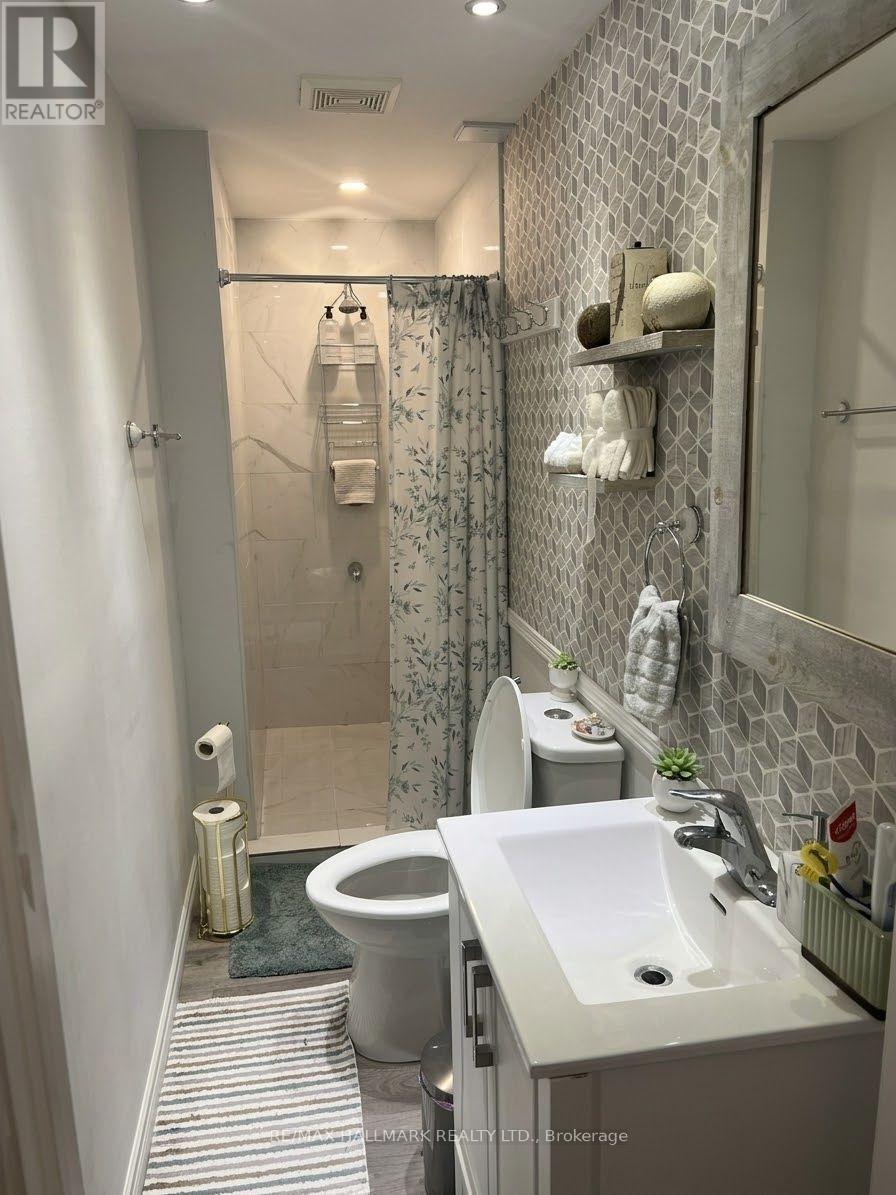 141 Gail Parks Crescent, Newmarket, Ontario  L3X 3C1 - Photo 9 - N13857218