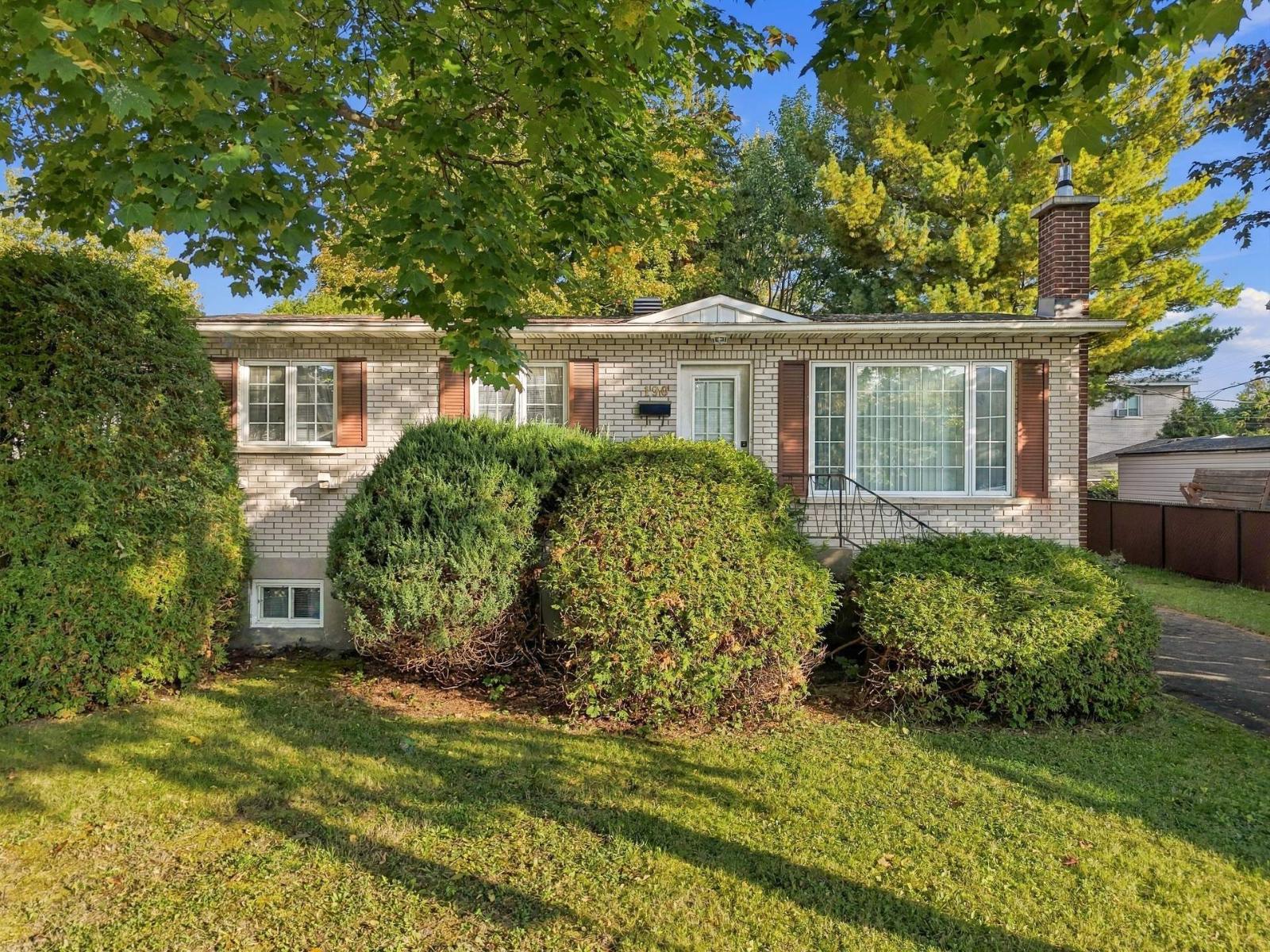 190 Rue De Manthet Laval (Sainte-Rose) Quebec Canada H7L2P7 2