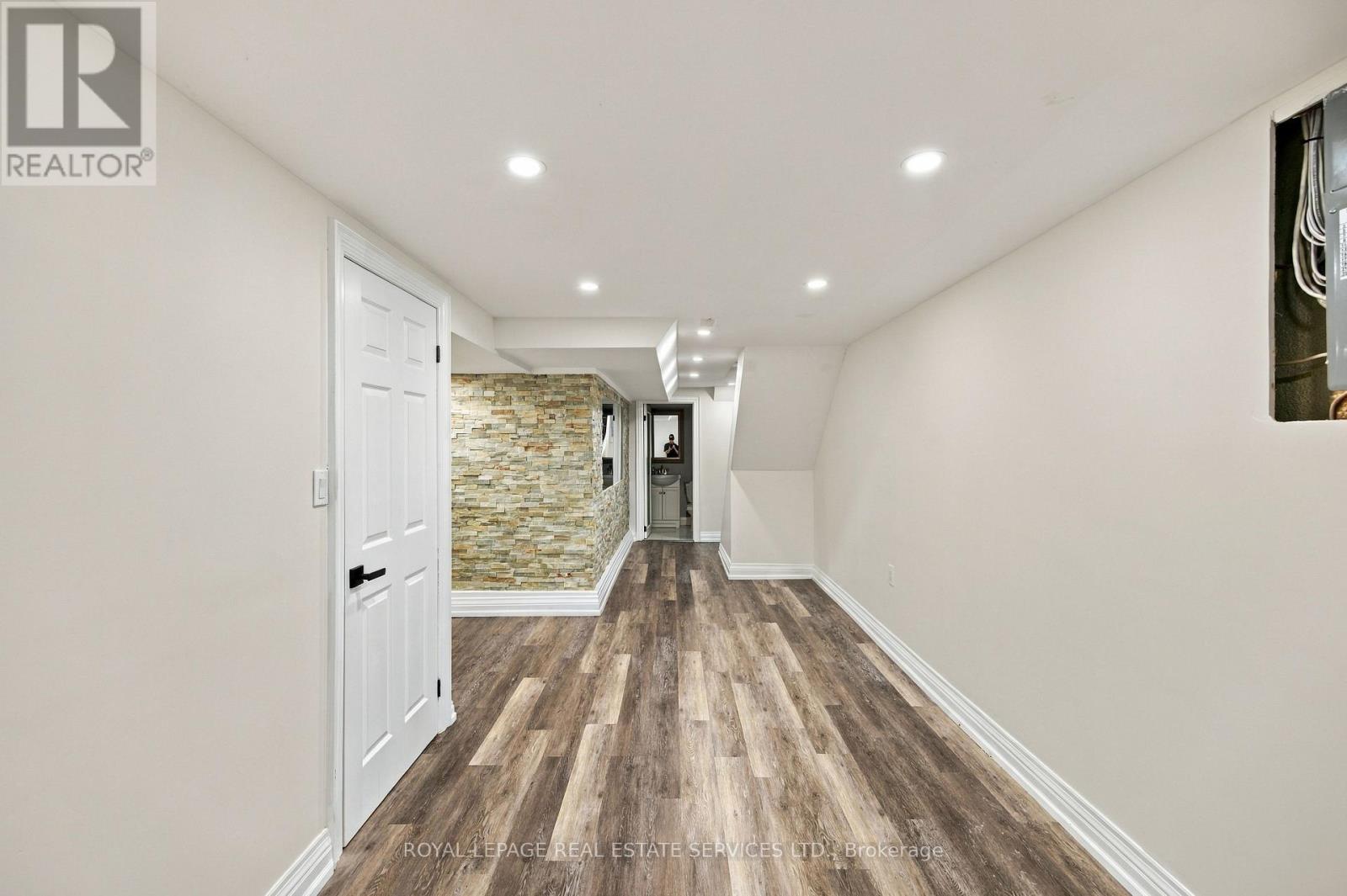53 - 400 Mississauga Valley Boulevard, Mississauga, Ontario  L5A 3N6 - Photo 35 - W13855960