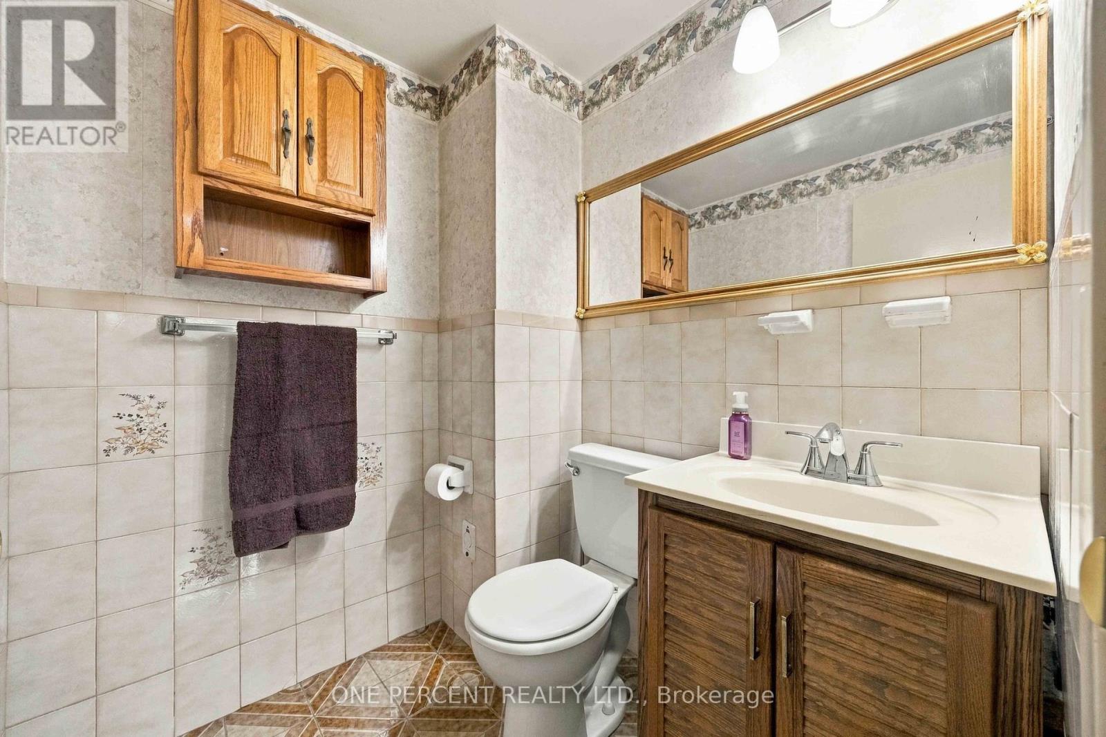 37 Wilmont Drive, Toronto, Ontario  M3N 1N5 - Photo 21 - W13857256