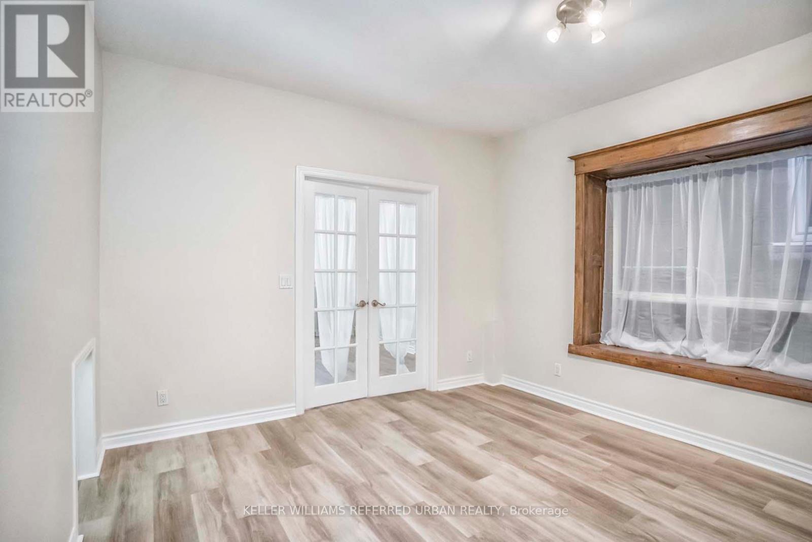 Main - 226 Harvie Avenue, Toronto, Ontario  M6E 4K6 - Photo 21 - W13857302