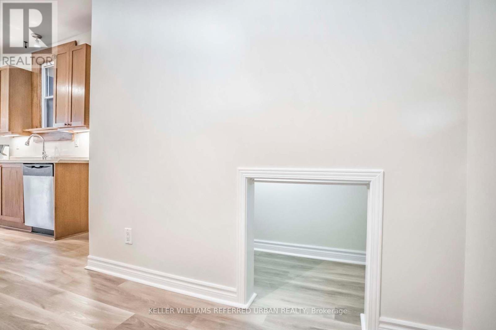 Main - 226 Harvie Avenue, Toronto, Ontario  M6E 4K6 - Photo 25 - W13857302