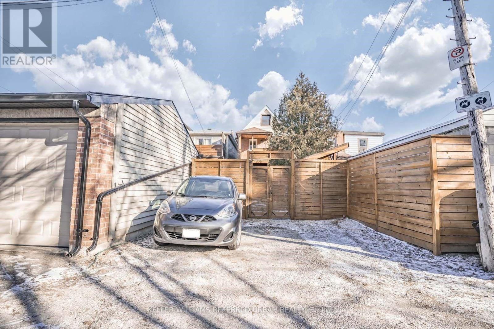 Main - 226 Harvie Avenue, Toronto, Ontario  M6E 4K6 - Photo 32 - W13857302