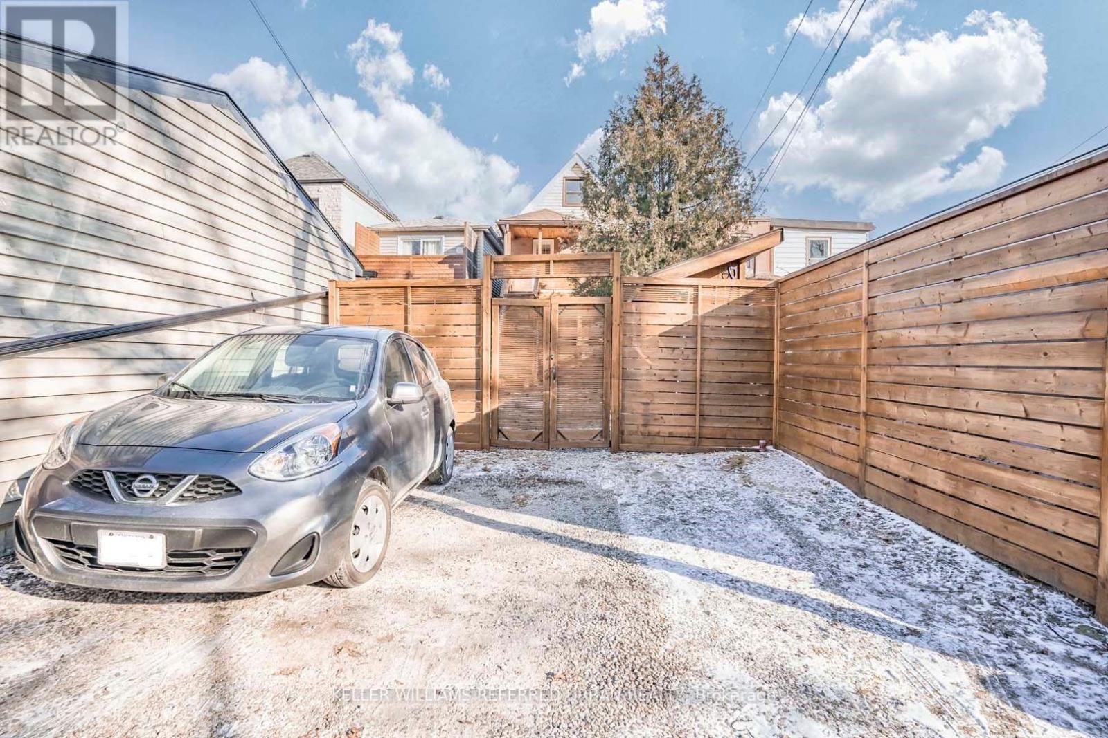 Main - 226 Harvie Avenue, Toronto, Ontario  M6E 4K6 - Photo 34 - W13857302