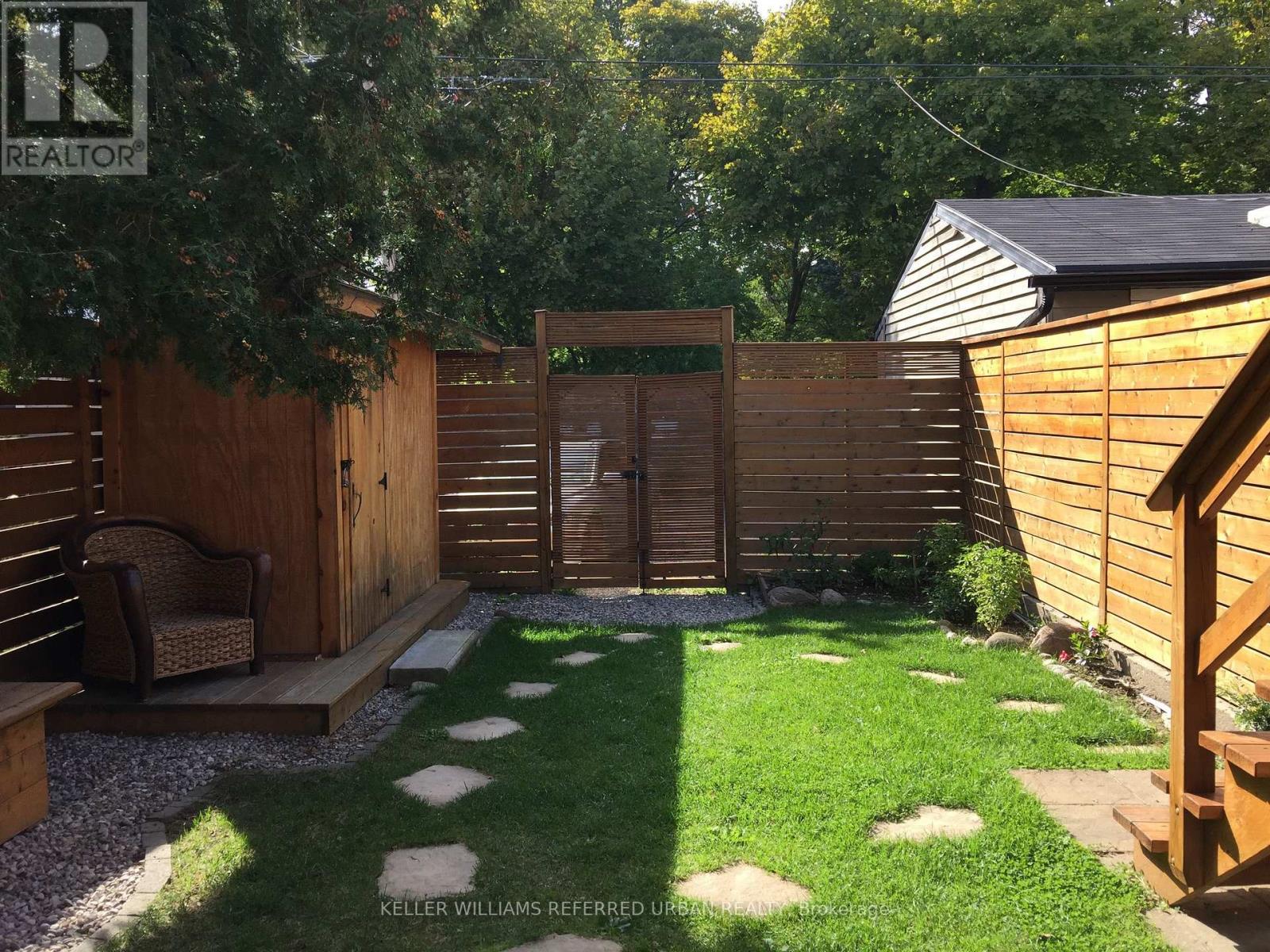 Main - 226 Harvie Avenue, Toronto, Ontario  M6E 4K6 - Photo 5 - W13857302