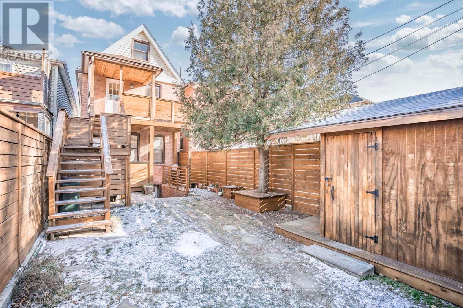 Main - 226 Harvie Avenue, Toronto, Ontario  M6E 4K6 - Photo 9 - W13857302