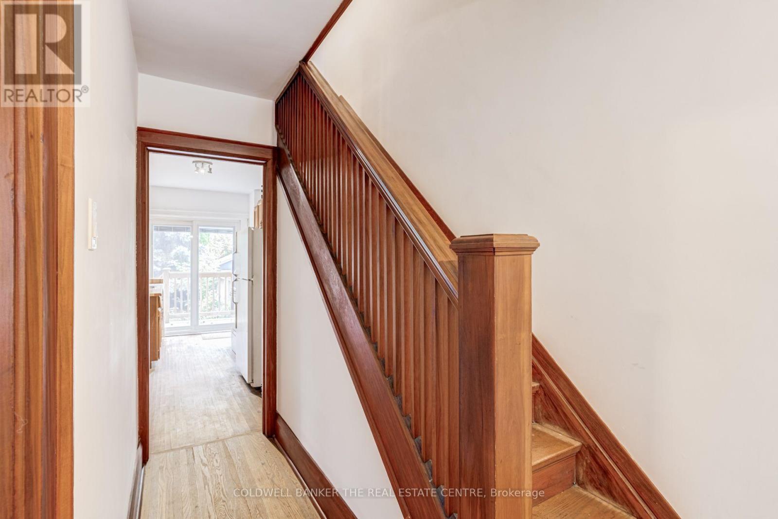 134 Harvie Avenue, Toronto, Ontario  M6E 4K3 - Photo 17 - W13857312