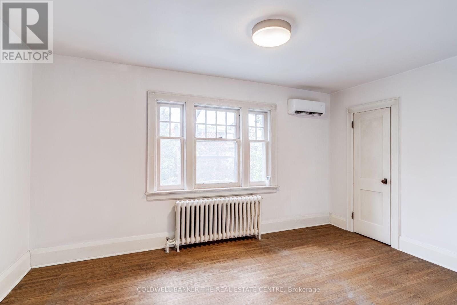 134 Harvie Avenue, Toronto, Ontario  M6E 4K3 - Photo 19 - W13857312