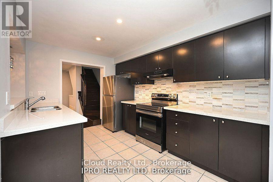 227 Slingsby Landing, Milton, Ontario  L9T 7B6 - Photo 8 - W13857328