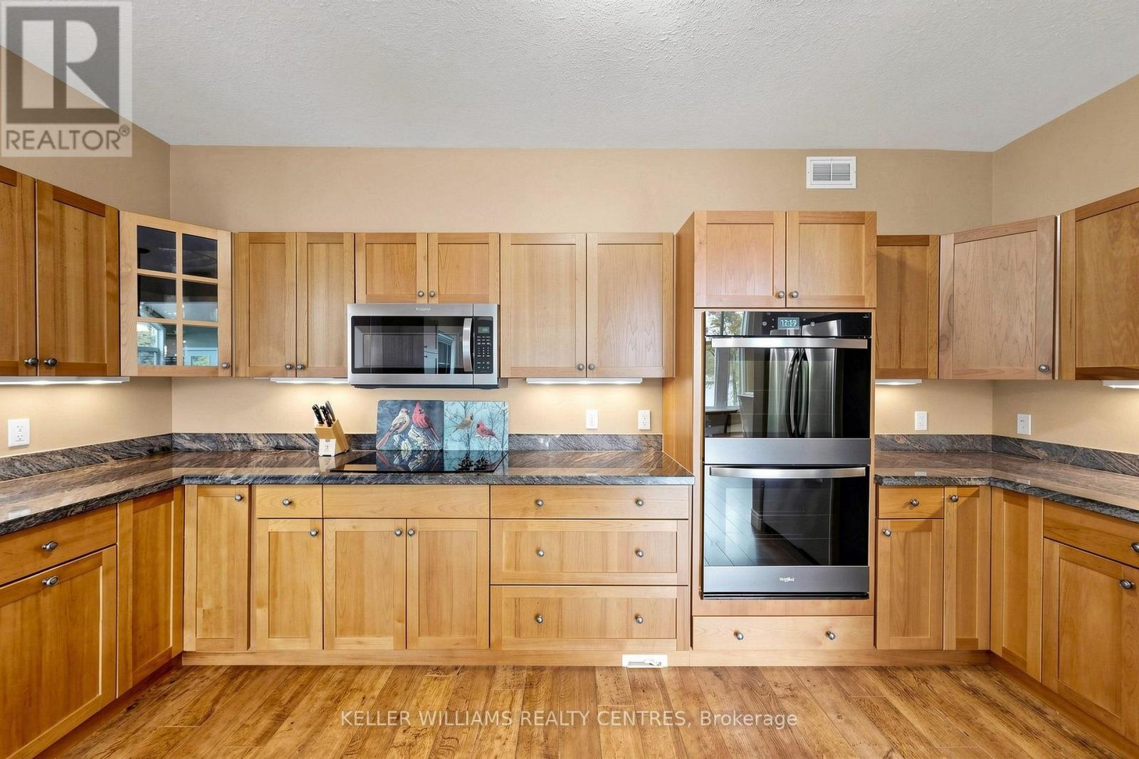 Unit 4 - 1623 Houseys Rapids Road, Gravenhurst, Ontario  P1P 1R3 - Photo 12 - X13857330