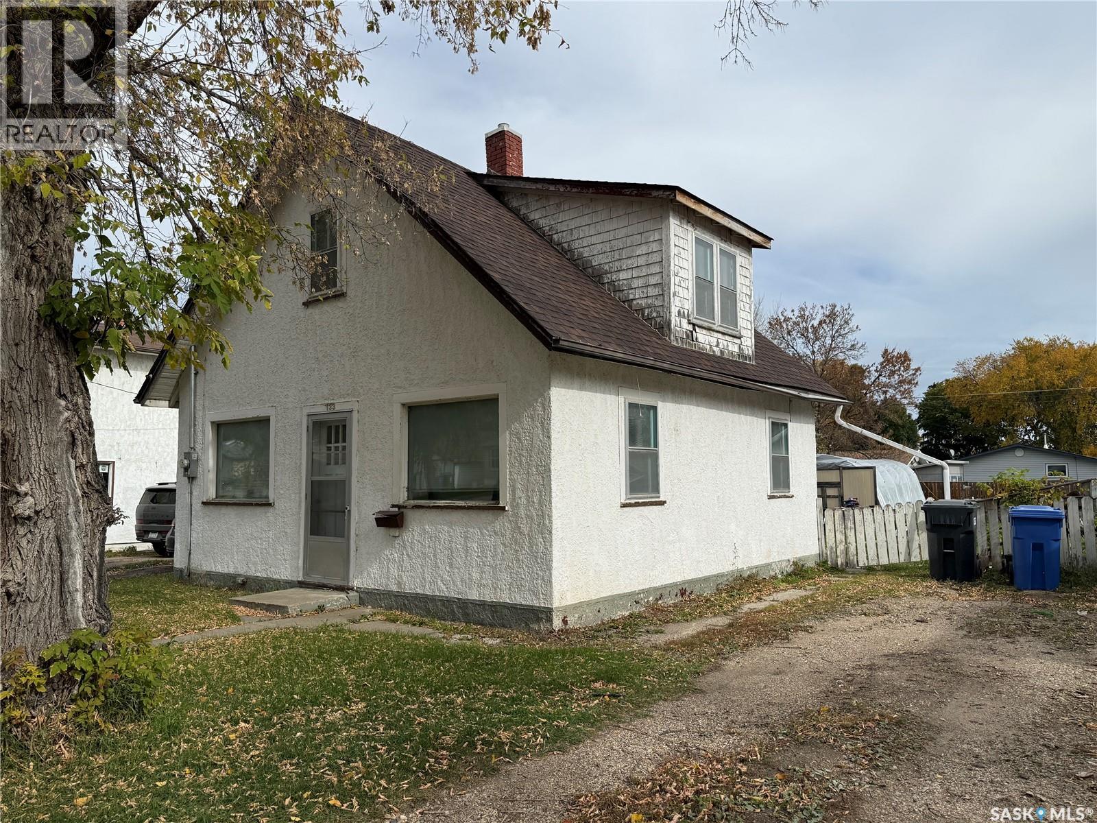 133 Wellington Avenue, Yorkton, Saskatchewan  S3N 1Y4 - Photo 2 - SK050267