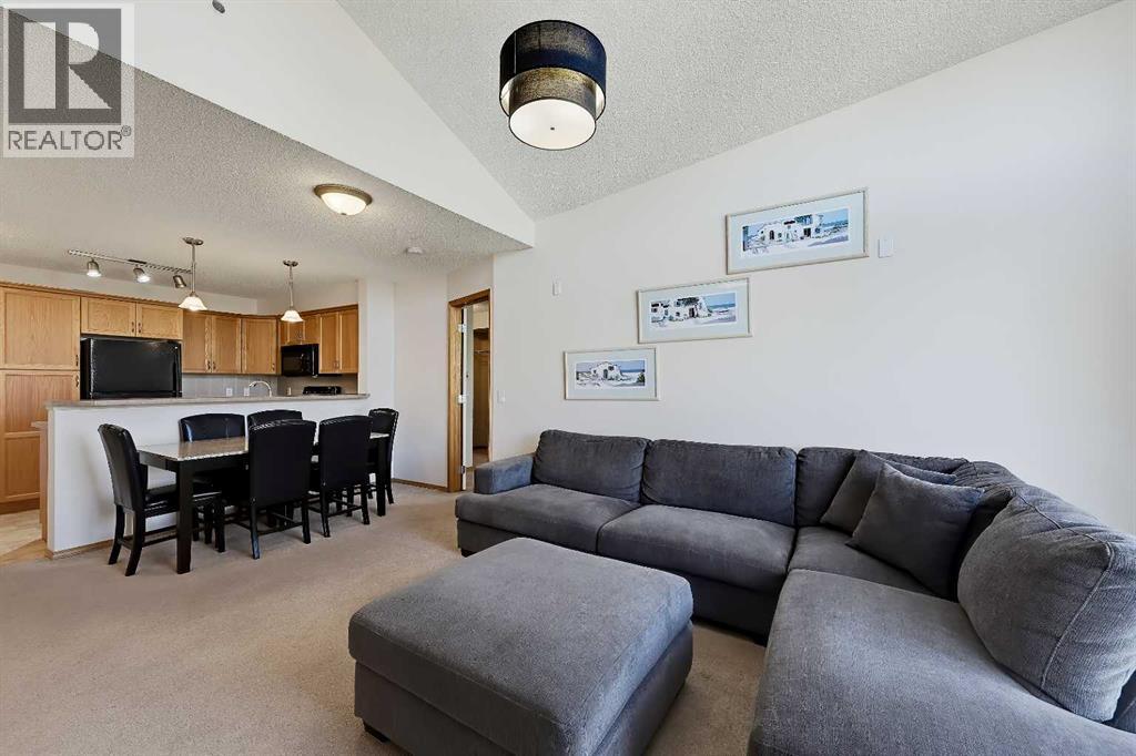313, 380 Marina Drive