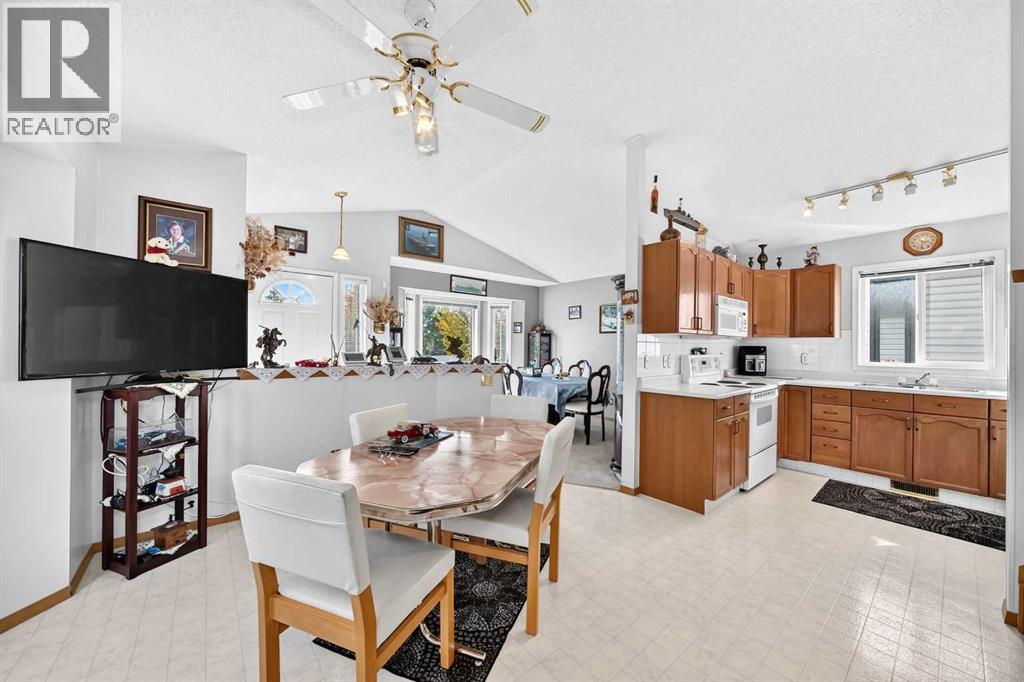 82 Riverglen Drive SE