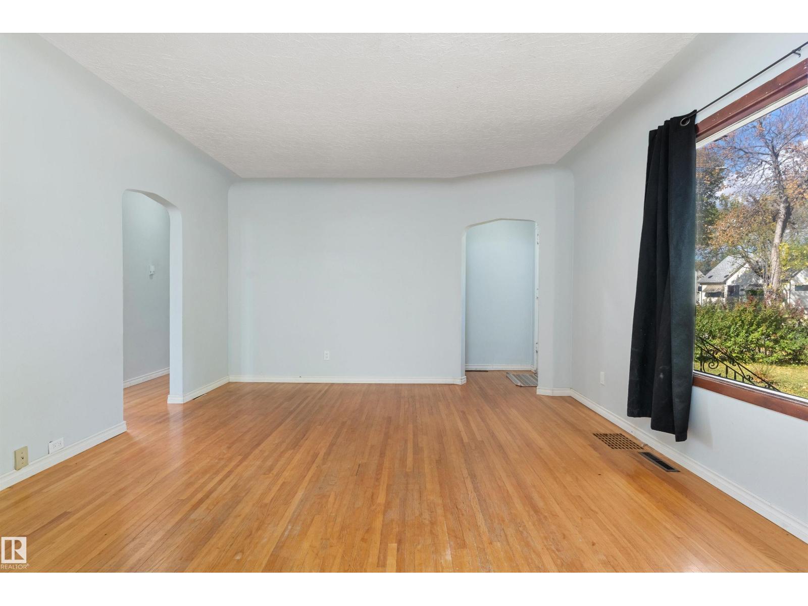 13003 SHERBROOKE AV NW