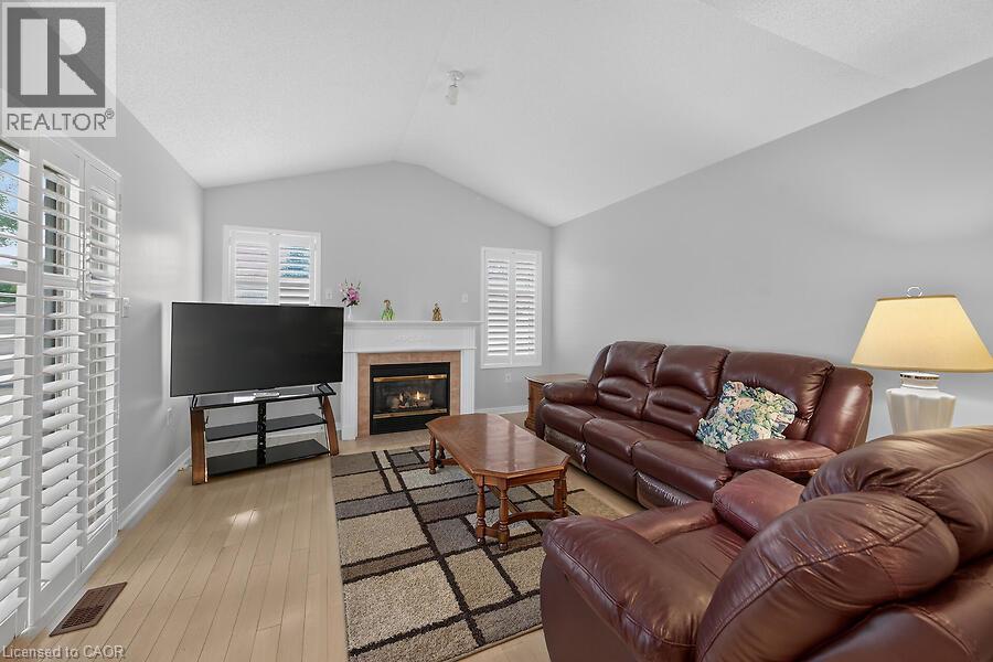 166 Toby Crescent, Hamilton, Ontario  L8T 2P2 - Photo 10 - 40868582