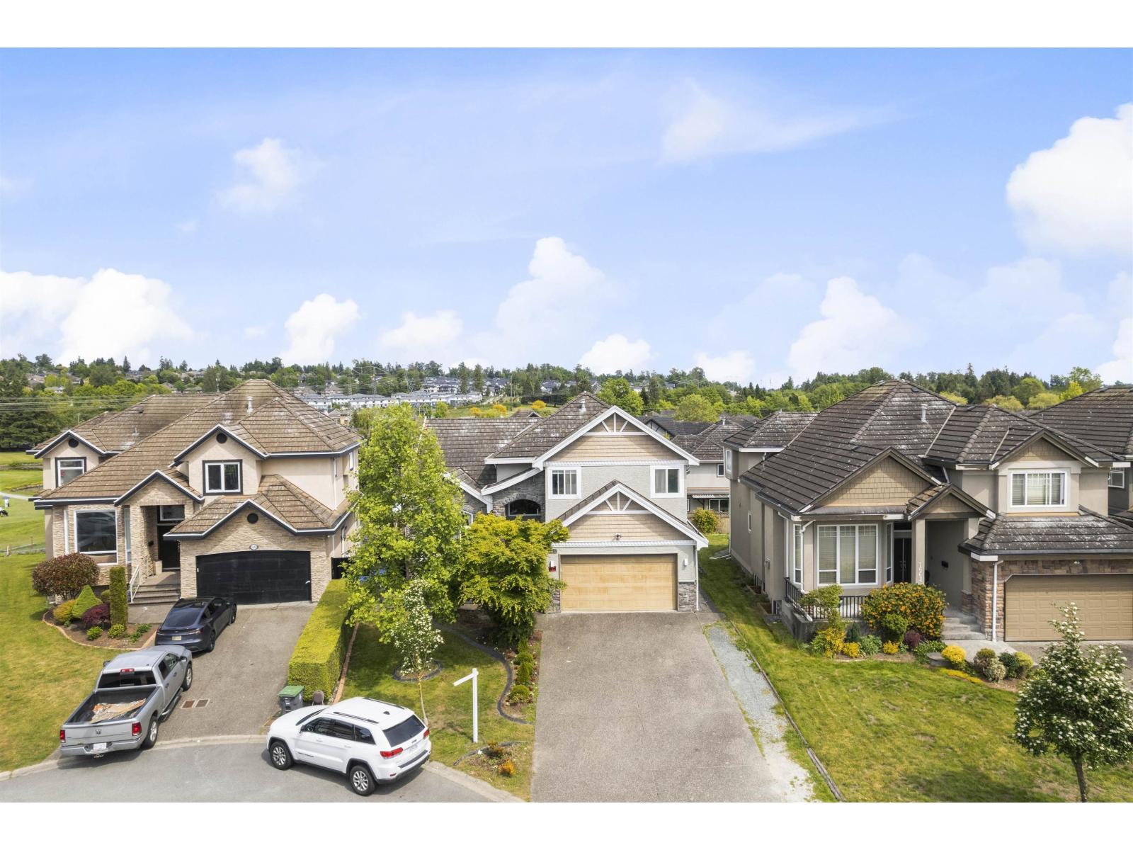 7670 150b Street, Surrey, British Columbia  V3S 5P1 - Photo 3 - R3171111