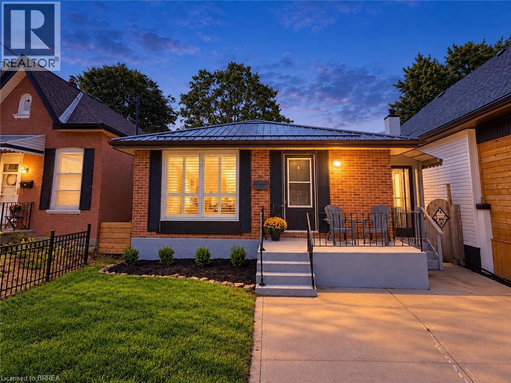 16 BURWELL Street, Brantford, Ontario