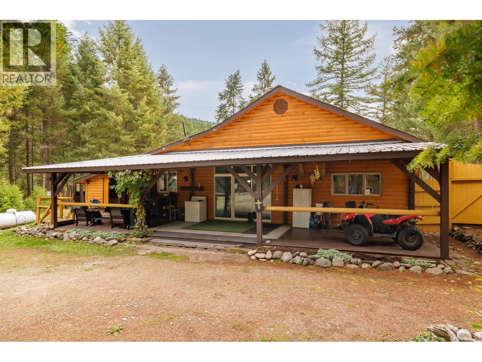 6350 33 Highway Unit# 22, Beaverdell, British Columbia