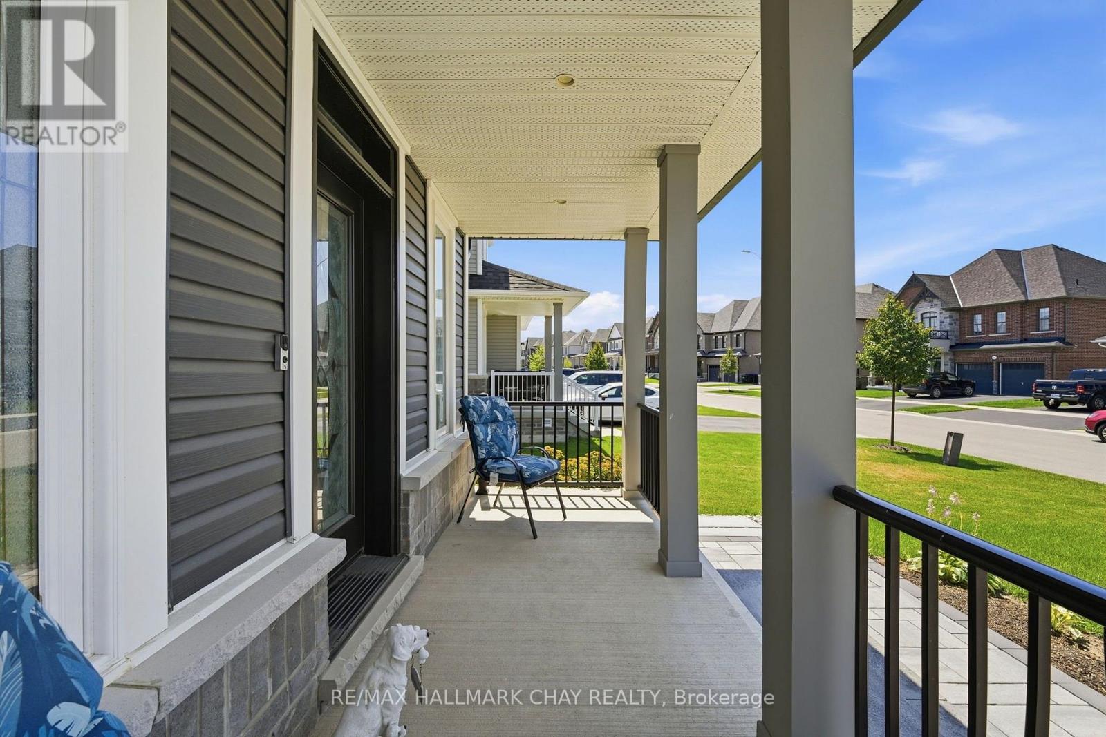 113 Strachan Trail, New Tecumseth (Beeton), Ontario  L0G 1A0 - Photo 3 - N13857346