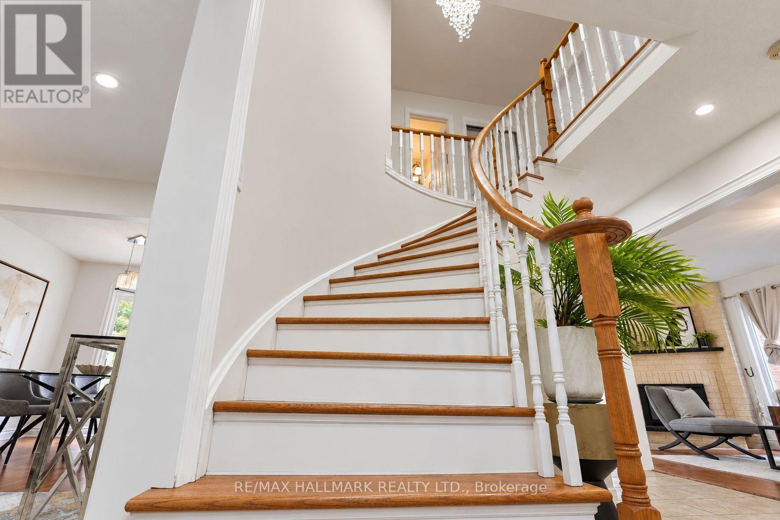 14 Crawford Rose Drive, Aurora (Aurora Heights), Ontario  L4G 4P2 - Photo 5 - N13857406