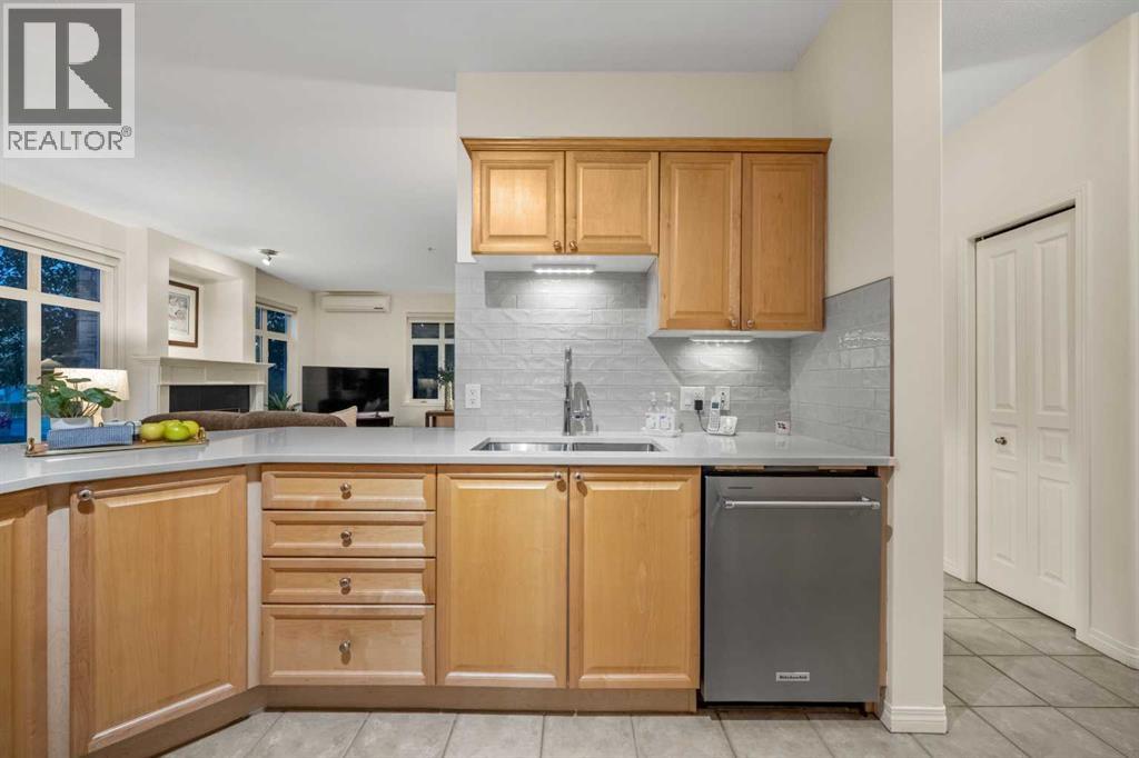 1104, 1104 Lake Fraser Court SE