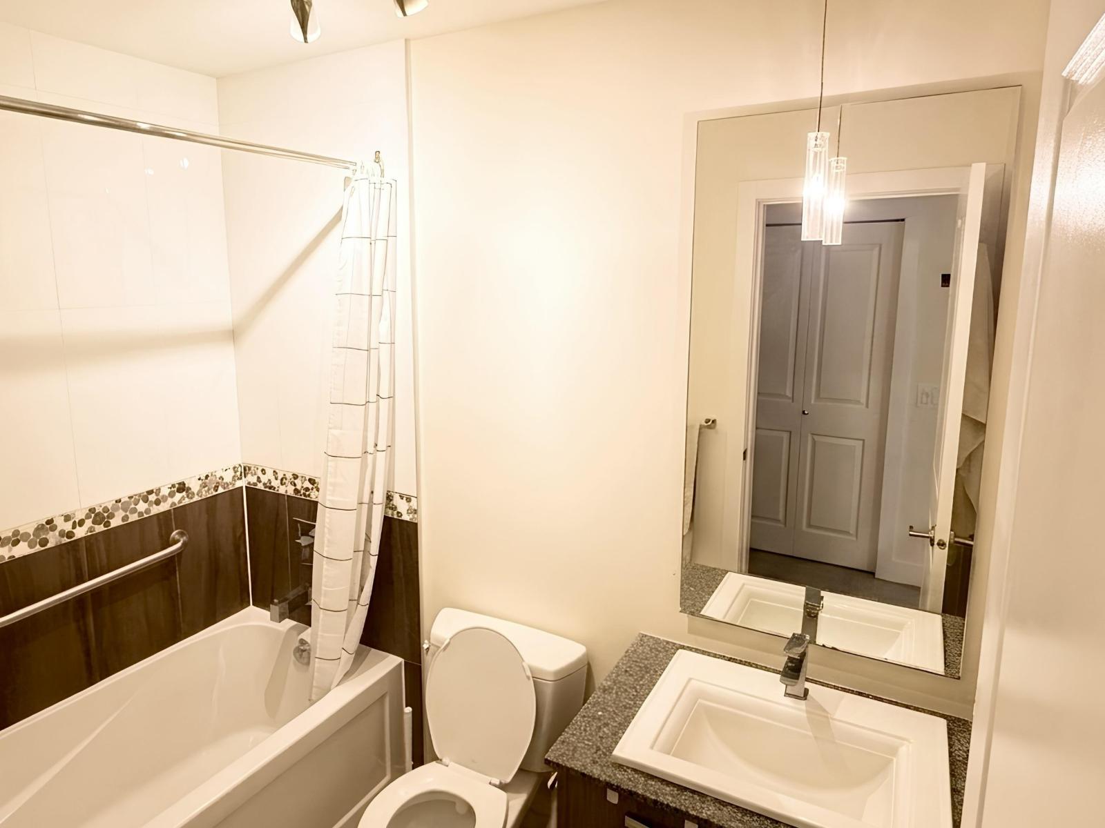 122 15956 86a Avenue, Surrey, British Columbia  V4N 6N8 - Photo 8 - R3171999