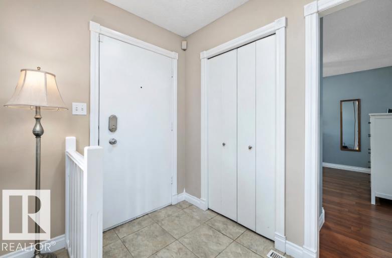 3511 73 St Nw, Edmonton, Alberta  T6K 0M2 - Photo 2 - E4511310