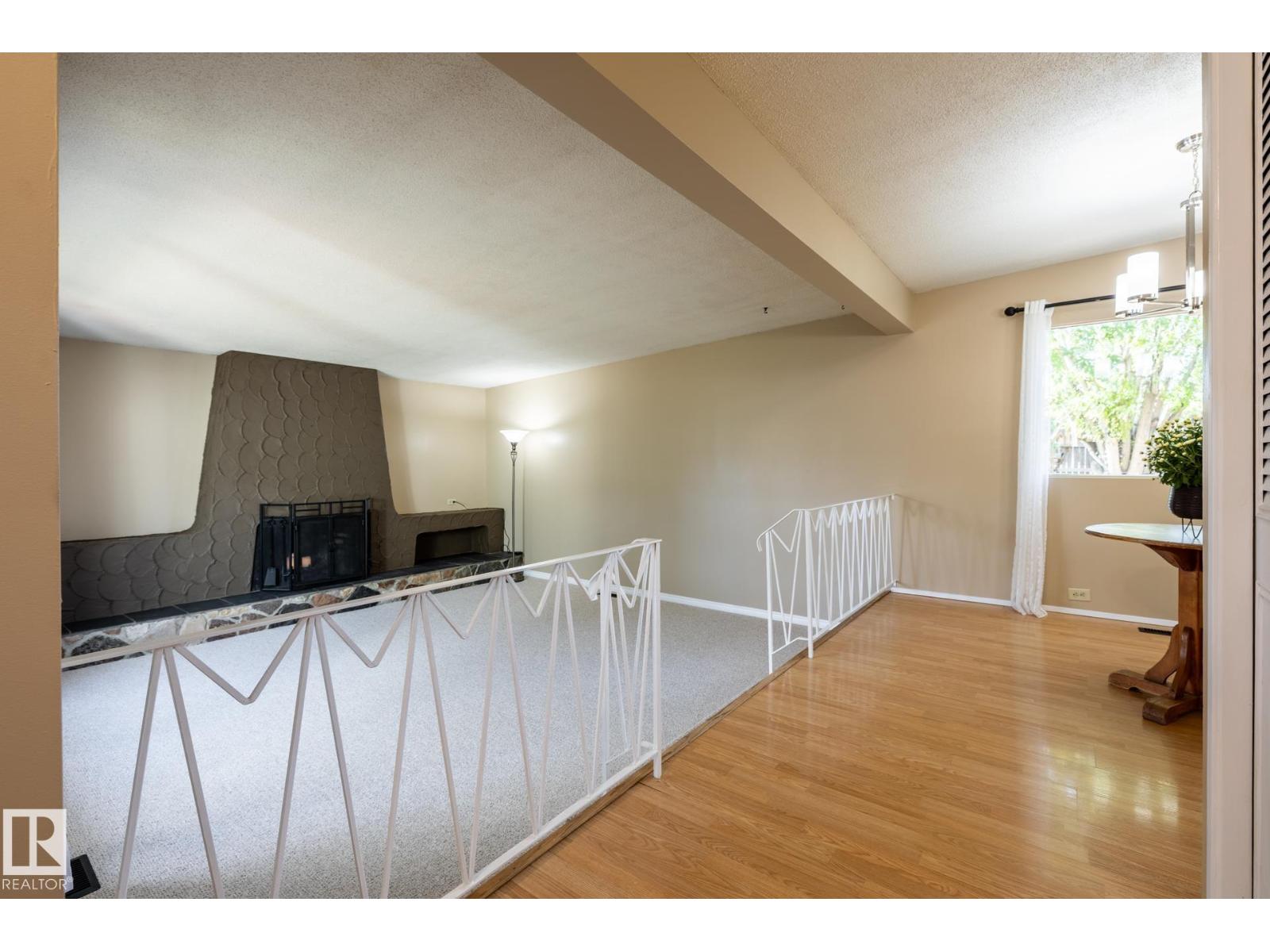 66 Greenwood WY