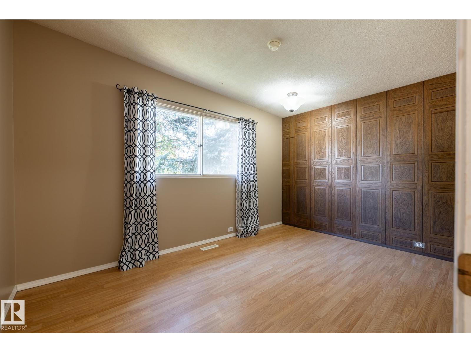 66 Greenwood WY