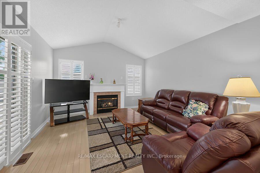 166 Toby Crescent, Hamilton, Ontario  L8T 2P2 - Photo 10 - X13857400