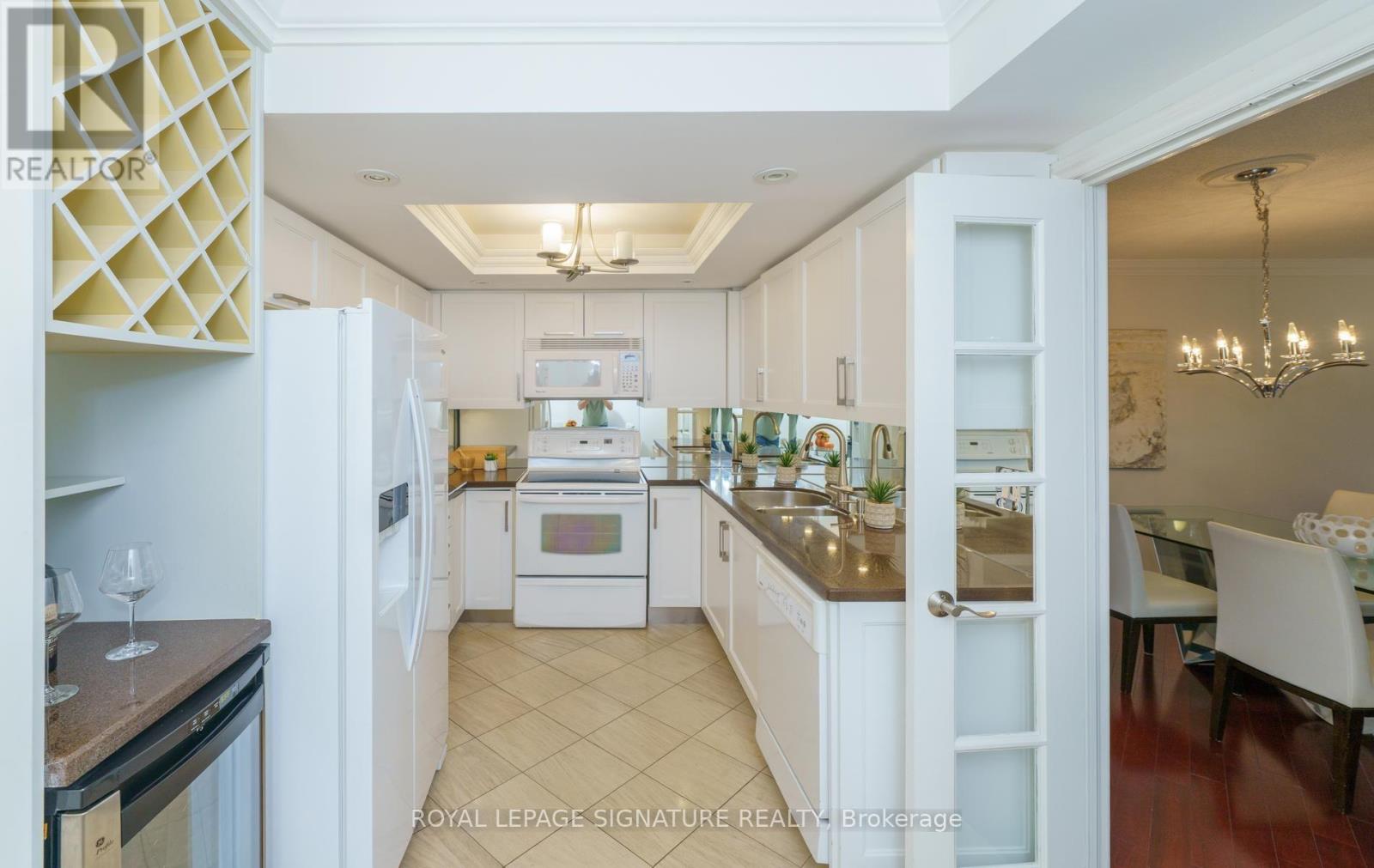 216 - 215 The Donway West W, Toronto, Ontario  M3B 3P5 - Photo 15 - C13857384