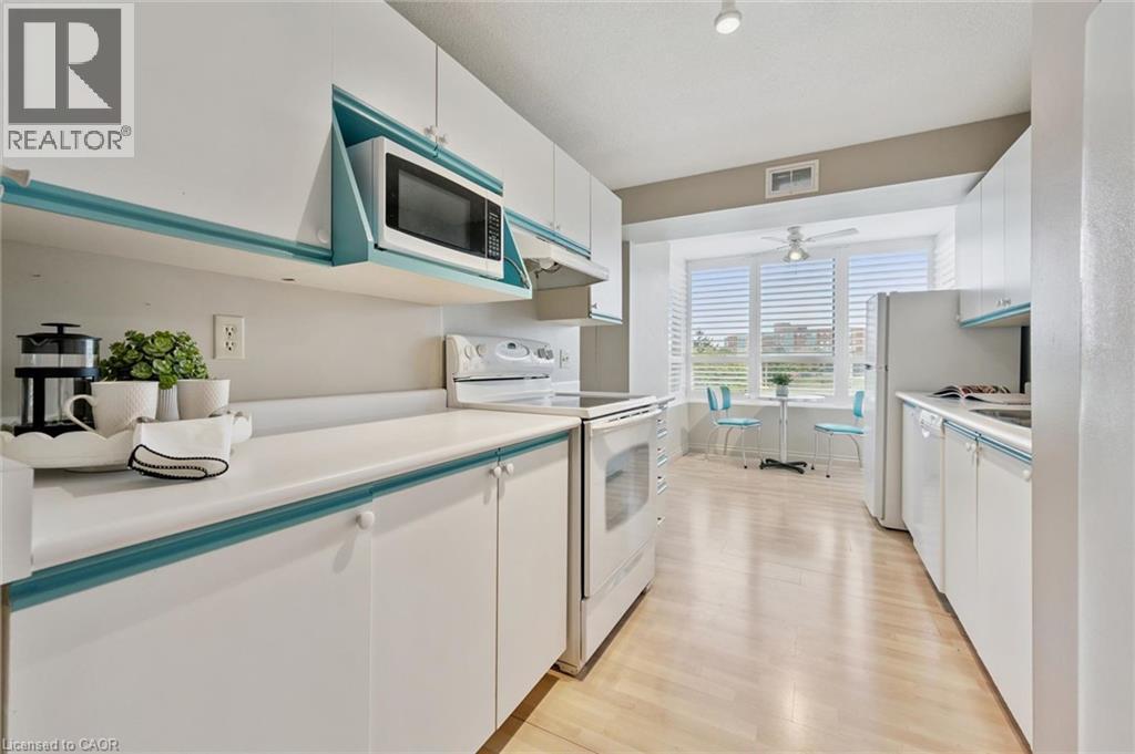 30 Blue Springs Drive Unit# 307, Waterloo, Ontario  N2J 4T2 - Photo 13 - 40867962