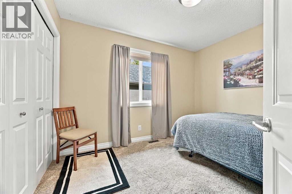 34 Billy Haynes, Okotoks, Alberta  T1S 2N9 - Photo 14 - A2348642