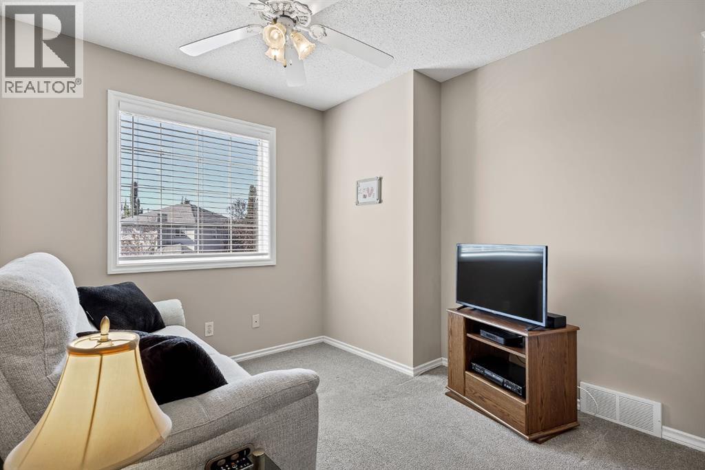 135 Springs Crescent