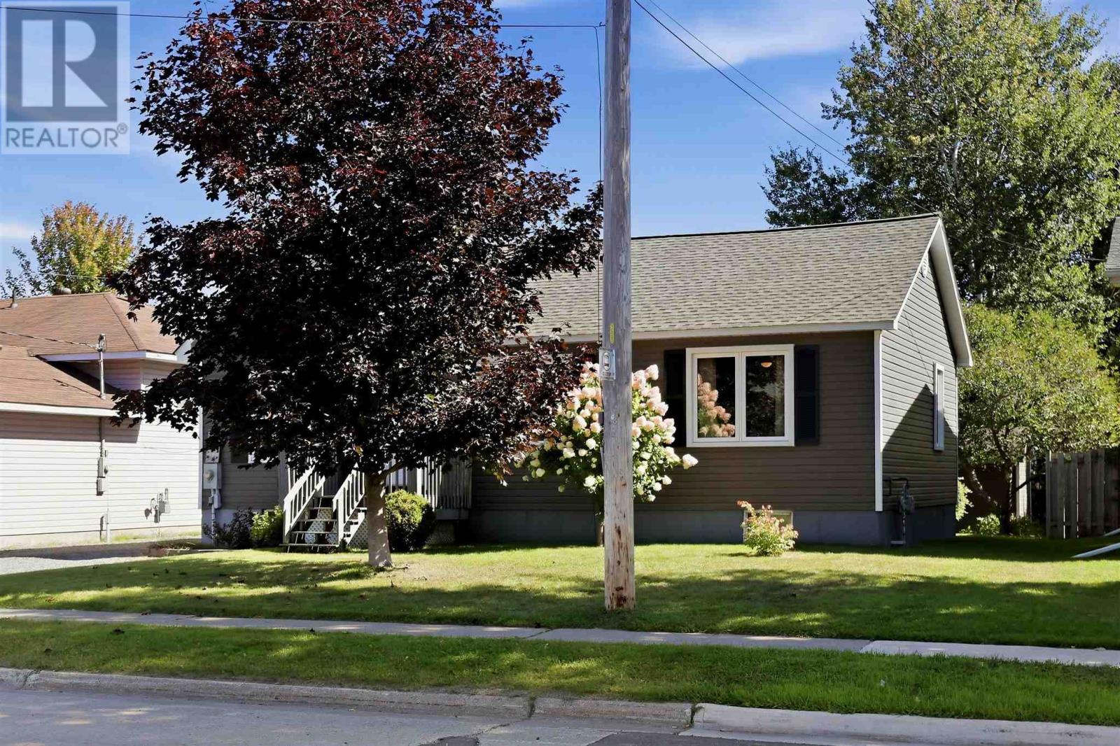 435 Chambers Ave, Sault Ste. Marie, Ontario  P6A 4W4 - Photo 33 - SM262704