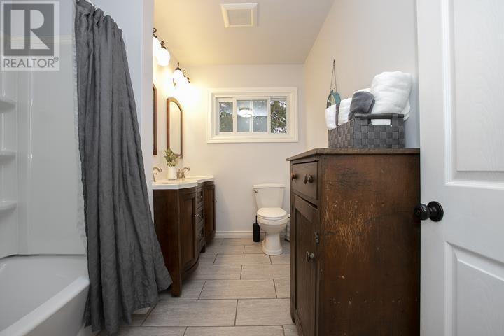 1397 Queen St E, Sault Ste. Marie, Ontario  P6A 2G1 - Photo 39 - SM262738